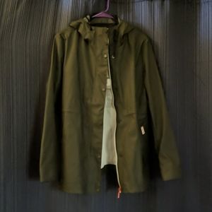 HUNTER NWT Light Weight Rubberized Jacket